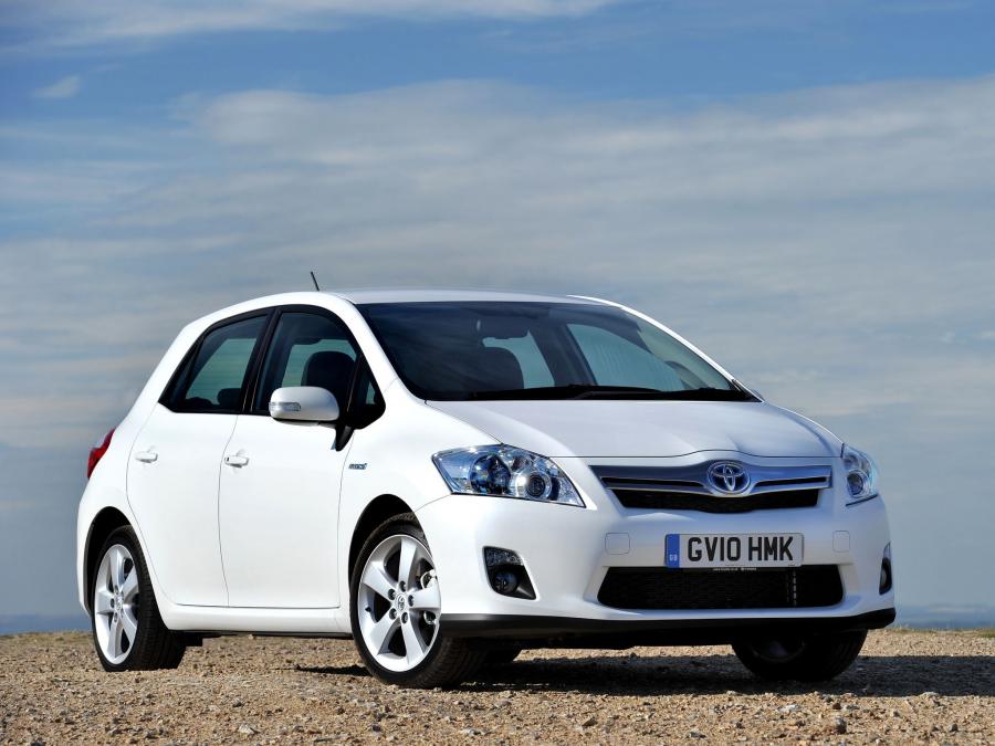  Toyota Auris HSD 2010 года  (UK) (фото 17 из 29)